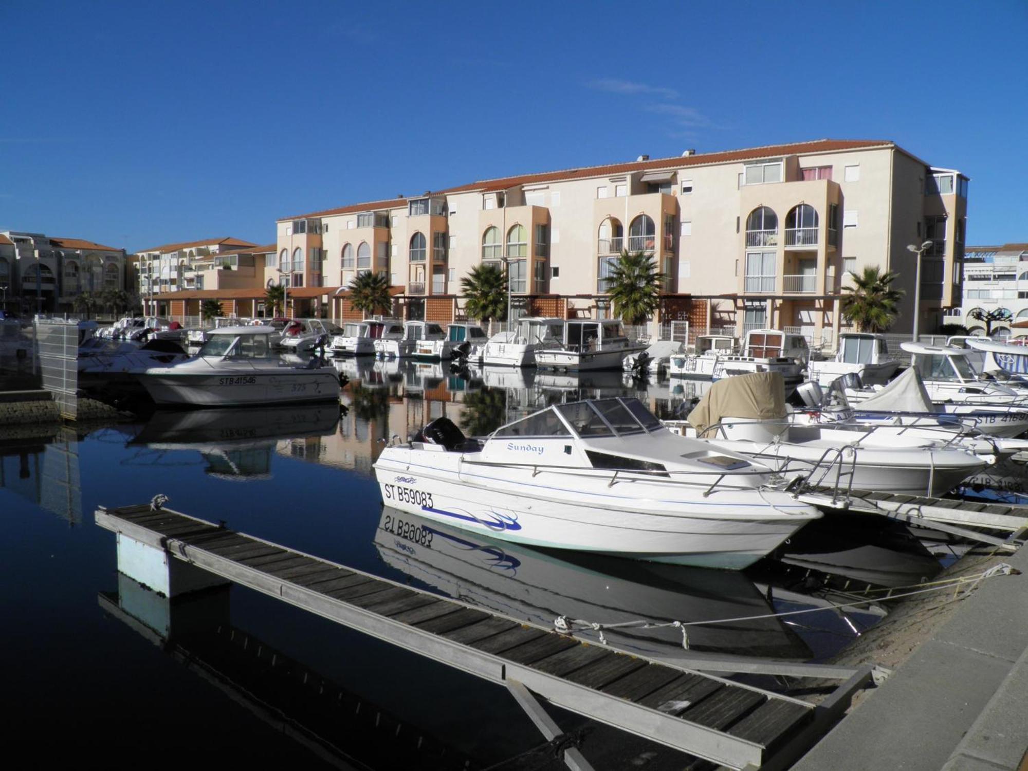 3P Climatise Avec Parking, Piscine, Proche Plage Et Commerces A Sete - Fr-1-338-497 Esterno foto